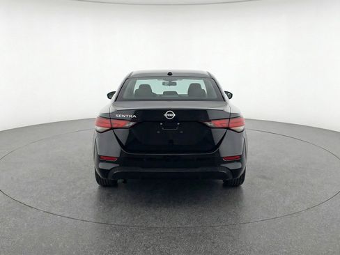 Used 2025 Nissan Sentra SV image 6