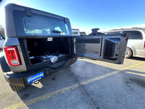 New 2025 Ford Bronco 2-Door image 9