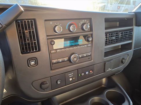 New 2025 GMC Savana 3500 Extended w/ Power Convenience Package image 3