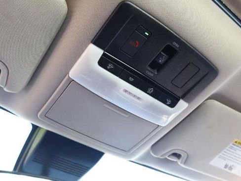 Certified 2025 Nissan Altima 2.5 SL FWD image 17