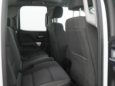 Used 2019 Chevrolet Silverado 1500 LT AWD/4WD image 14