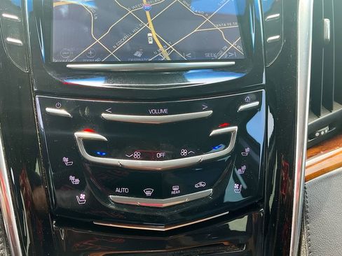 Used 2015 Cadillac Escalade Premium AWD/4WD image 16