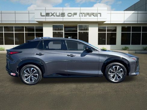 Used 2023 Lexus RZ 450e Premium w/ Technology Package image 7