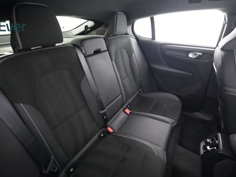 Used 2023 Volvo C40 P8 Recharge Plus w/ Protection Package Premier AWD/4WD image 5
