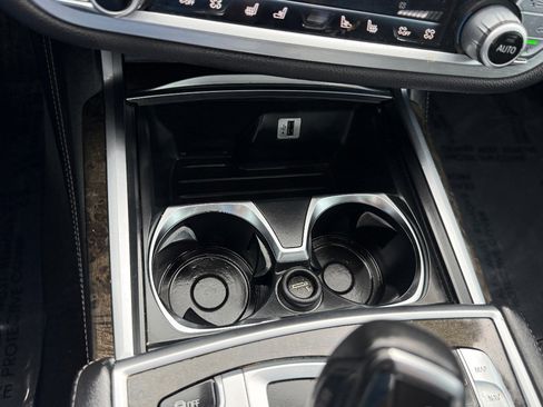 Used 2016 BMW 740i RWD image 37