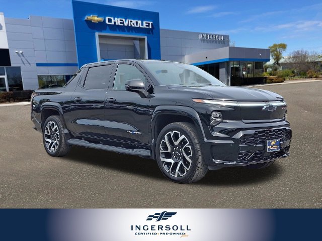 Used 2025 Chevrolet Silverado EV RST AWD/4WD image 1