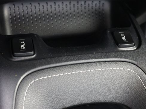 Used 2020 Toyota Corolla XSE image 8