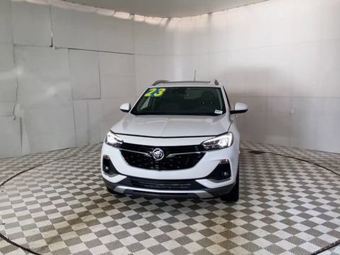 Used 2023 Buick Encore GX Essence w/ Experience Buick Package AWD/4WD image 2