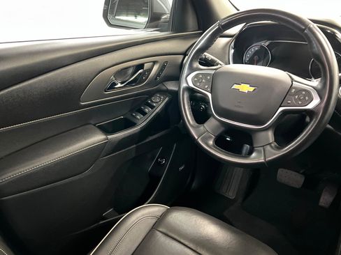 Certified 2023 Chevrolet Traverse Premier image 12