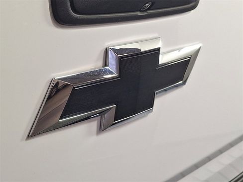 Used 2019 Chevrolet Colorado ZR2 image 30
