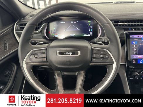 Used 2024 Jeep Grand Cherokee Limited 4xe AWD/4WD image 29