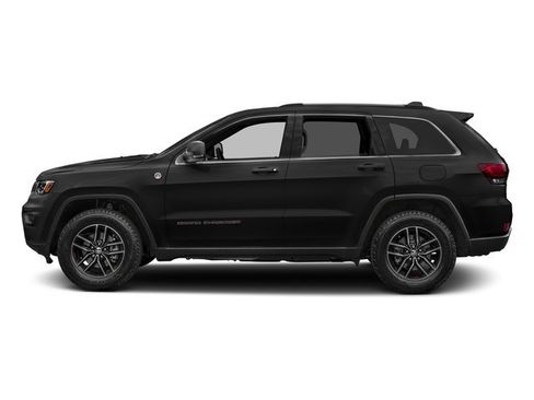 Certified 2017 Jeep Grand Cherokee Trailhawk AWD/4WD image 3