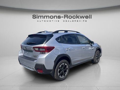 Used 2023 Subaru Crosstrek 2.0i Premium image 5