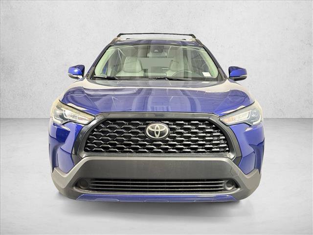 Used 2022 Toyota Corolla Cross LE AWD/4WD image 2
