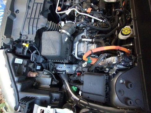 Used 2023 Ford Maverick XLT image 76