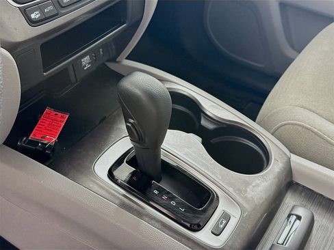 Used 2016 Honda Pilot EX image 12