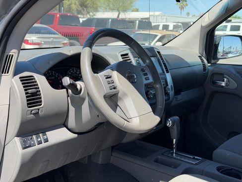 Used 2019 Nissan Frontier SV AWD/4WD image 18