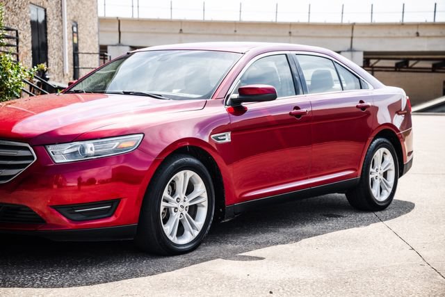 Used 2017 Ford Taurus SEL FWD image 45