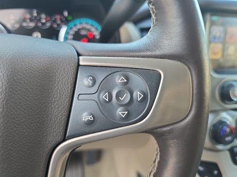 Used 2017 GMC Yukon XL Denali w/ Open Road Package AWD/4WD image 18