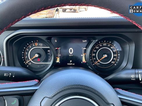 Used 2024 Jeep Gladiator Rubicon w/ Convenience Group image 17