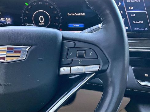 Used 2023 Cadillac Escalade ESV Premium Luxury AWD/4WD image 21