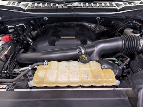 Used 2018 Ford F150 Raptor w/ Equipment Group 802A Luxury AWD/4WD image 32