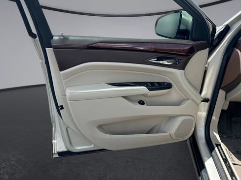 Used 2016 Cadillac SRX Premium FWD image 35