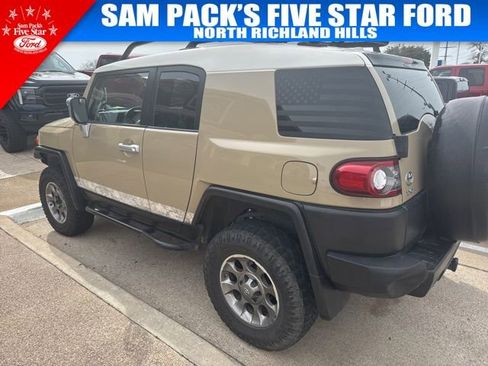 Used 2012 Toyota FJ Cruiser 4WD image 6