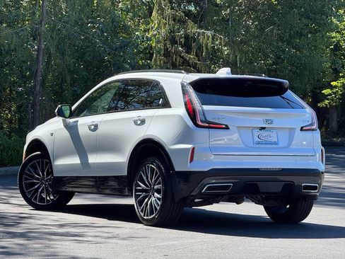 Used 2025 Cadillac XT4 Sport AWD/4WD image 5