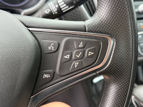 Used 2024 Chevrolet Malibu LT FWD image 17