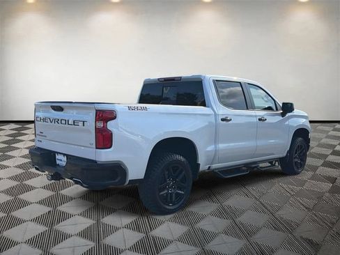 Used 2023 Chevrolet Silverado 1500 LT Trail Boss w/ LT Trail Boss Premium Package AWD/4WD image 5