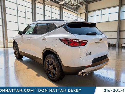 Used 2021 Chevrolet Blazer LT FWD image 30