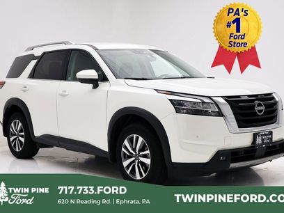 Used 2024 Nissan Pathfinder SL