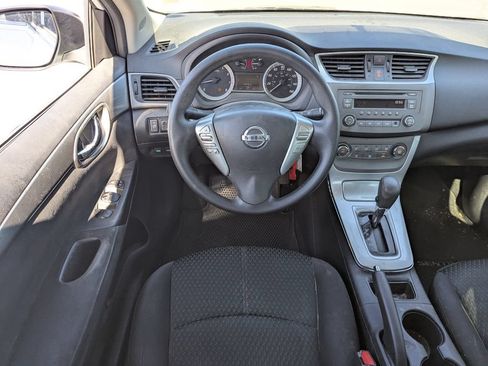 Used 2014 Nissan Sentra SR FWD image 25