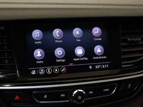 Used 2019 Buick Regal Avenir w/ Driver Confidence Package II image 17