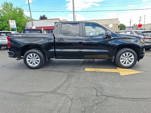 Used 2023 Chevrolet Silverado 1500 Custom AWD/4WD image 6