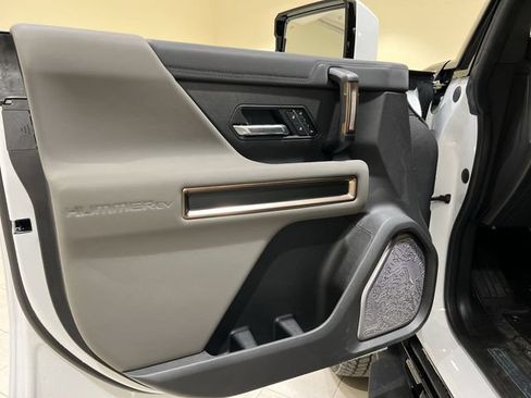 New 2025 GMC Hummer EV 2X AWD/4WD image 20