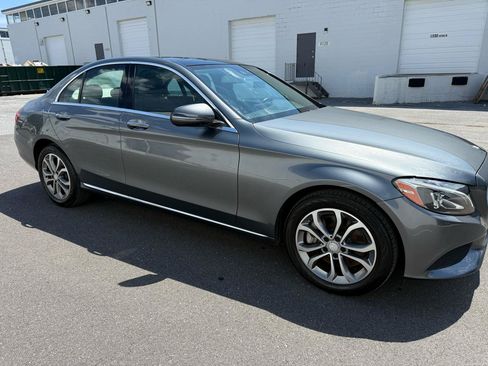 Used 2017 Mercedes-Benz C 300 4MATIC Sedan image 17