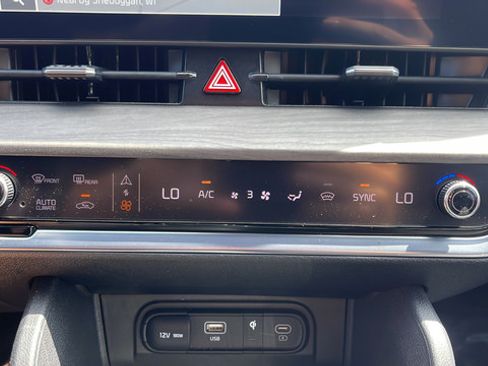 Certified 2024 Kia Sportage X-Pro Prestige AWD/4WD image 18