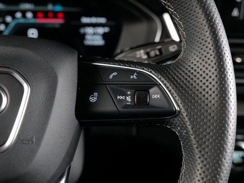 Used 2023 Audi SQ5 Premium Plus w/ Premium Plus Package image 19