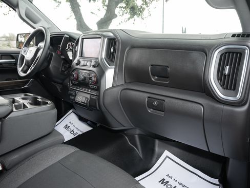 Used 2021 Chevrolet Silverado 1500 LT image 42