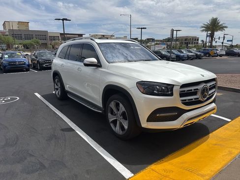 Used 2021 Mercedes-Benz GLS 450 4MATIC image 3
