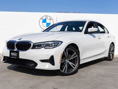 Used 2022 BMW 330i Sedan w/ Driving Assistance Package RWD image 8