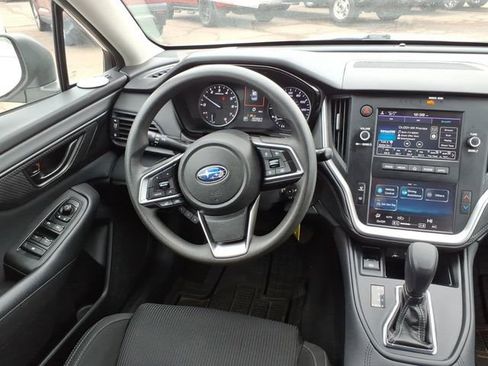Used 2022 Subaru Legacy image 17
