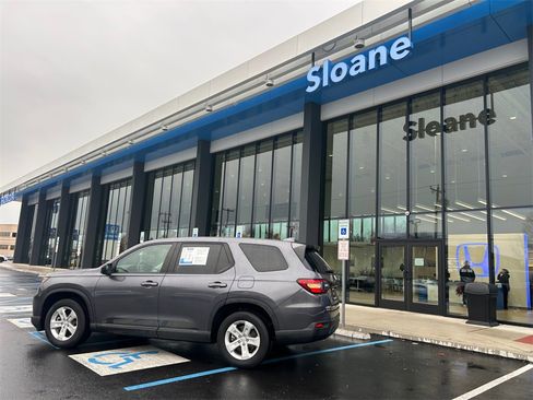 Used 2023 Honda Pilot LX image 33