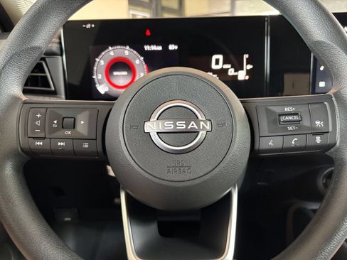 Used 2026 Nissan Kicks SV w/ Cold Weather Package FWD image 27