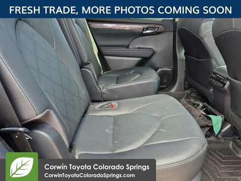 Used 2020 Toyota Highlander Platinum AWD/4WD image 10