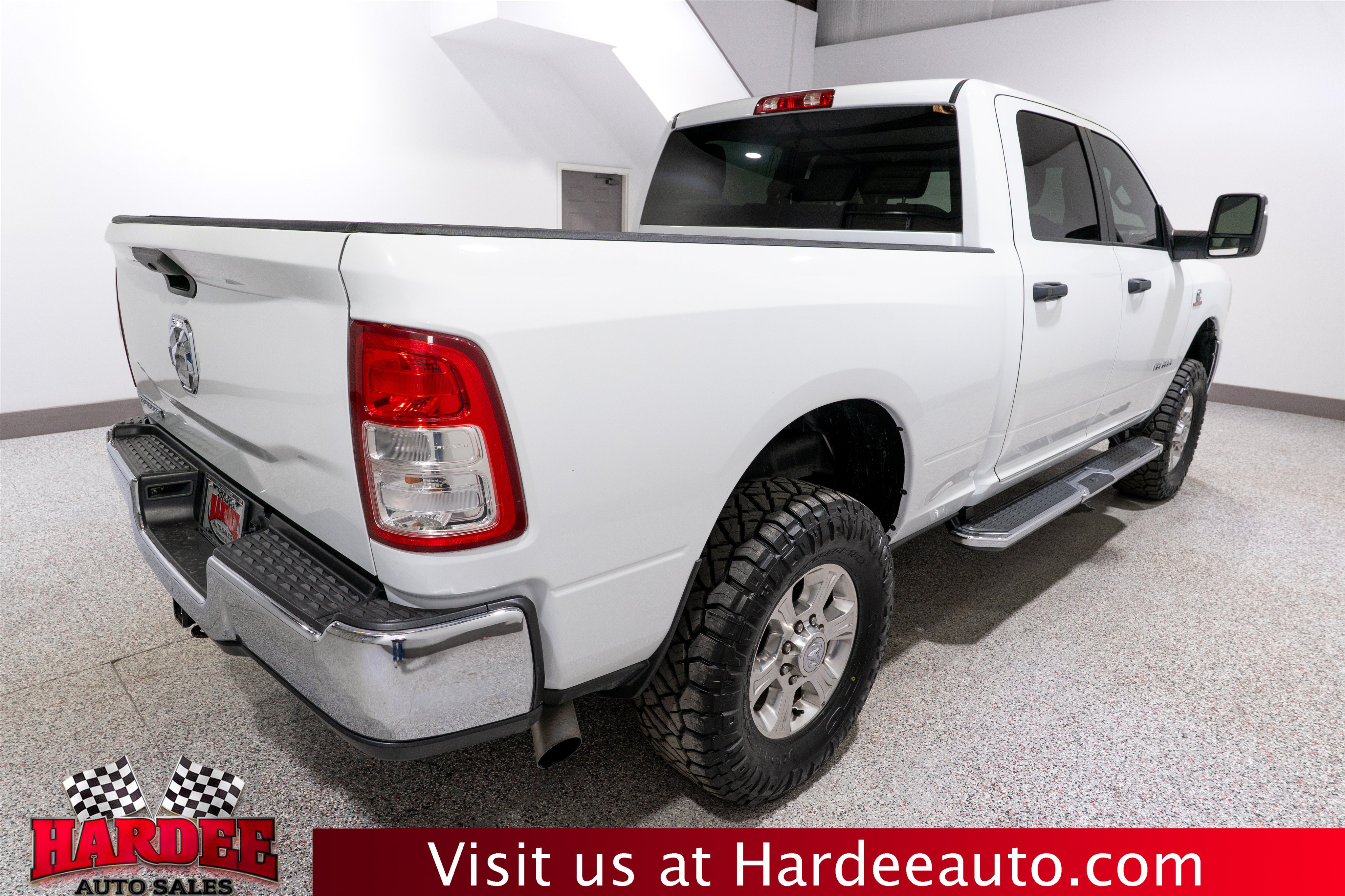 Used 2024 RAM 2500 Big Horn AWD/4WD image 5