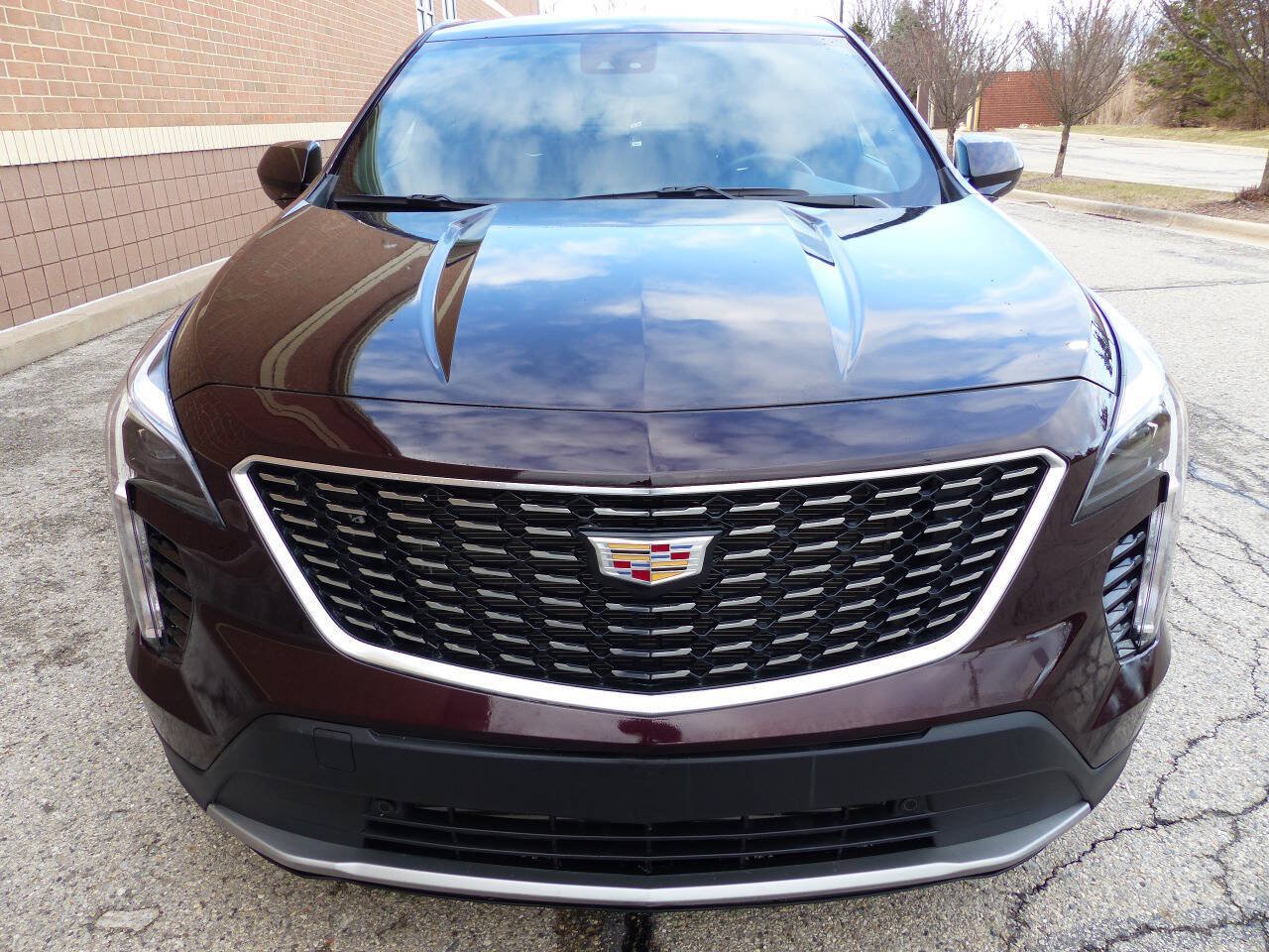 Used 2021 Cadillac XT4 Luxury w/ Cold Weather Package AWD/4WD image 12