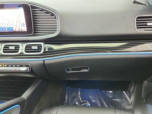 Used 2025 Mercedes-Benz GLE 450 4MATIC image 37